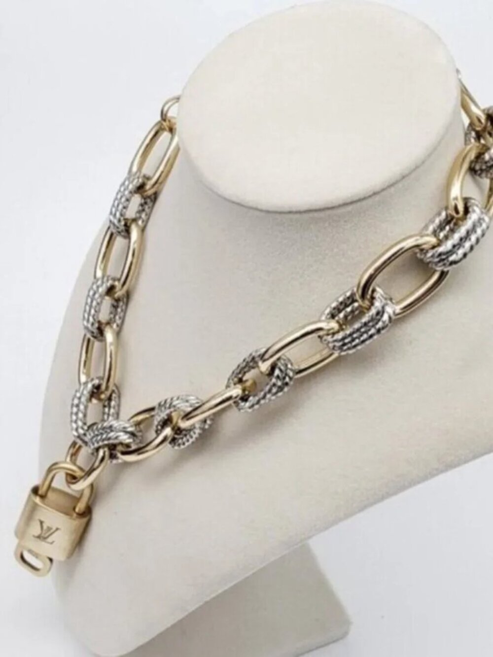Authentic Louis Vuitton Gold Padlock w/ Unbranded Fashion Geometry Necklace - Picture 3 of 9
